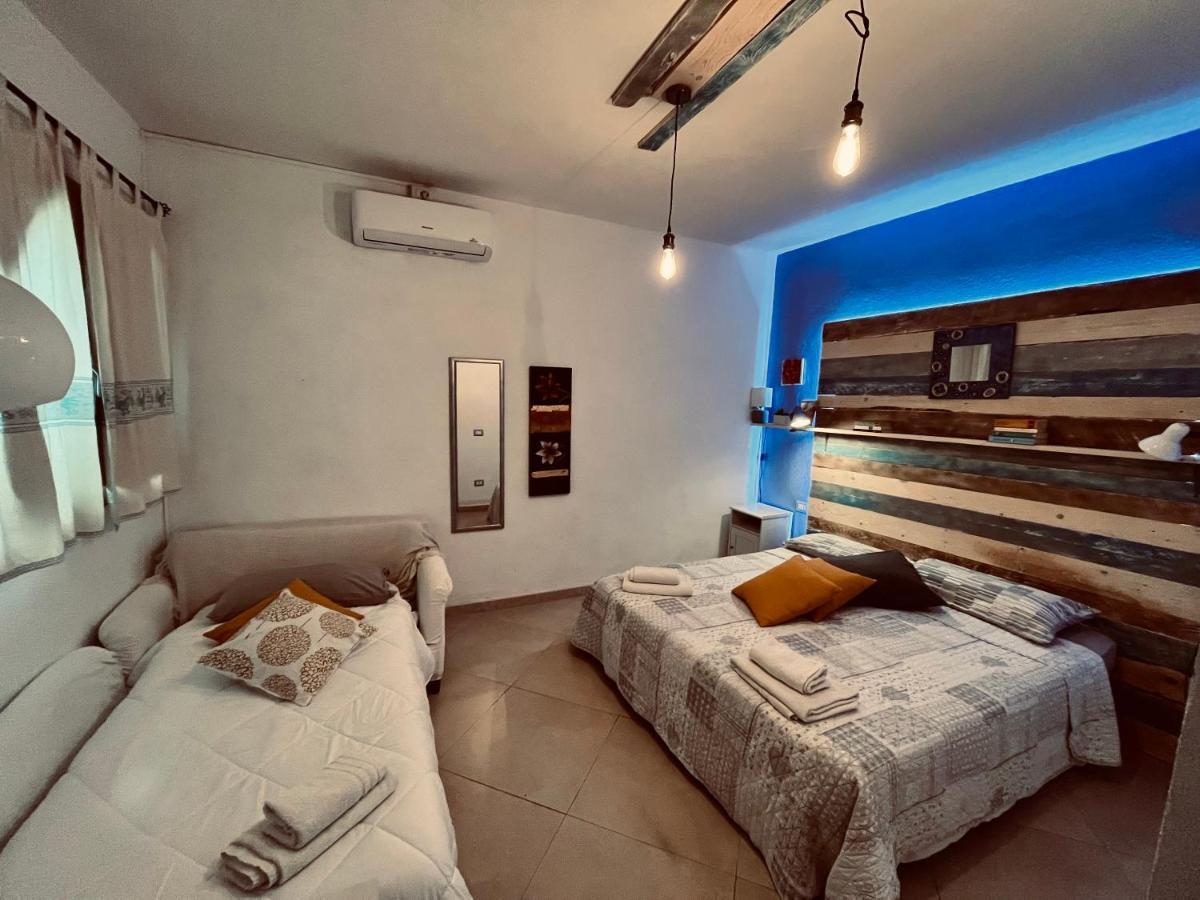 Iknos Guest House ออลเบีย ภายนอก รูปภาพ